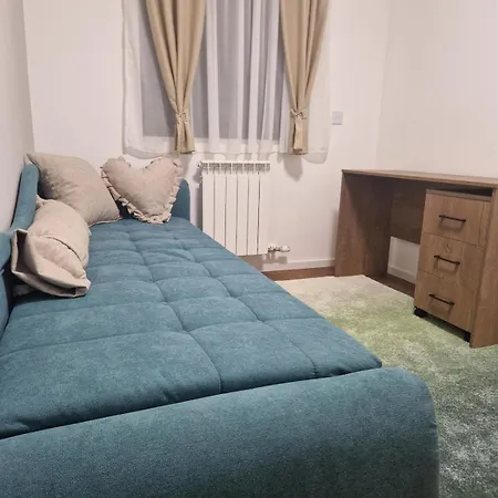 Apartment Luxury Getaway With Comfort! *